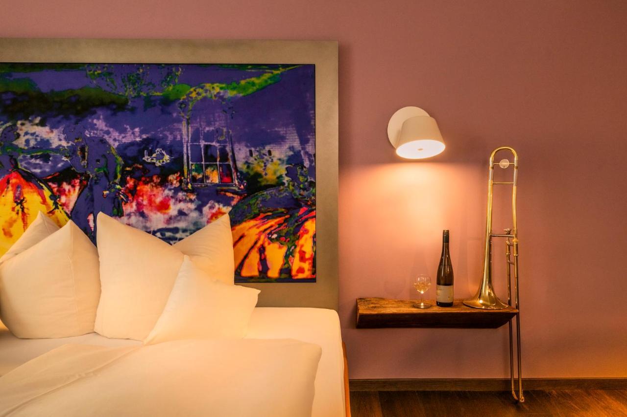 Hotel Muenchner Hof Und Blauer Turm Регенсбург Екстериор снимка